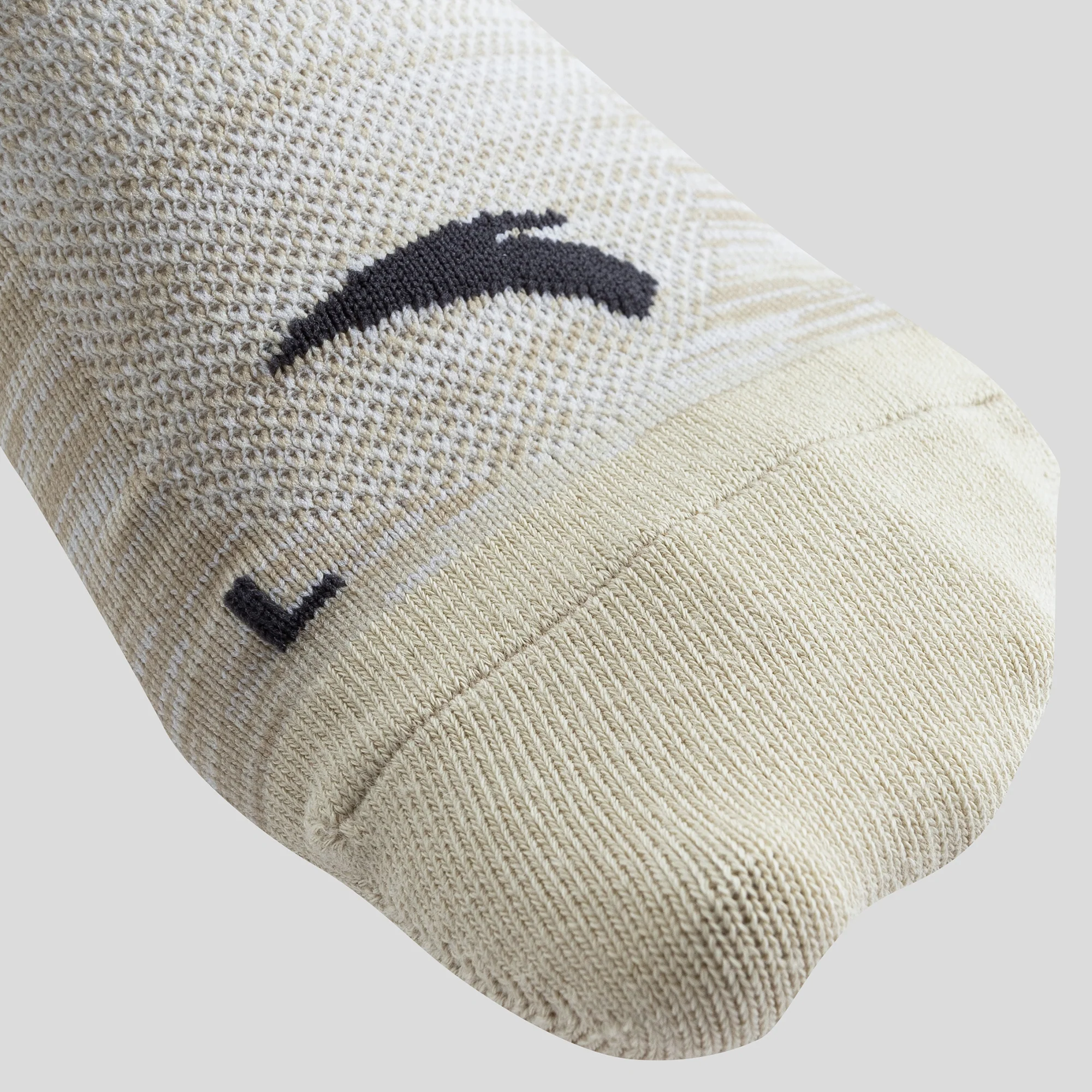 ANTA KAI Crew Socks - Image 3