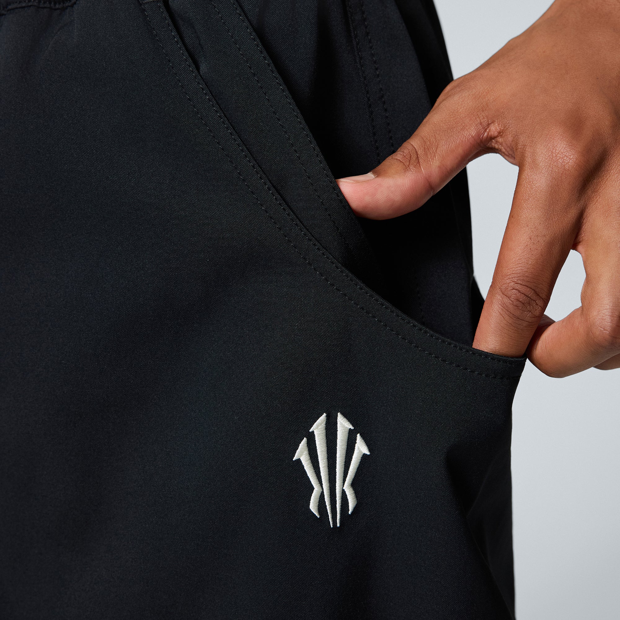ANTA KAI Woven Half Pants - Image 5
